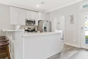 13909 Del Rio Dr, Pensacola, FL 32507 - Photo 8