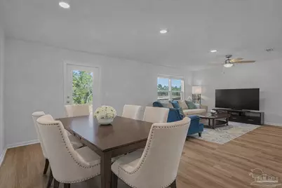 5872 Belmont Stakes Rd, Pensacola, FL 32526 - Photo 8