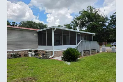 4505 Edgewood Dr, Milton, FL 32583 - Photo 2