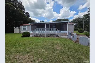 4505 Edgewood Dr, Milton, FL 32583 - Photo 1