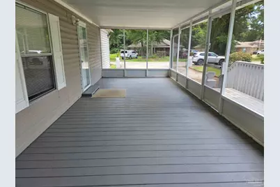 4505 Edgewood Dr, Milton, FL 32583 - Photo 4