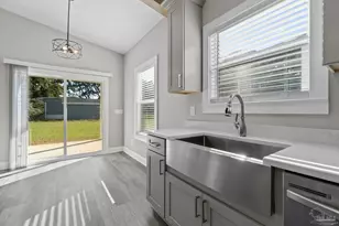 8425 Tippin Ave, Pensacola, FL 32504 - Photo 24