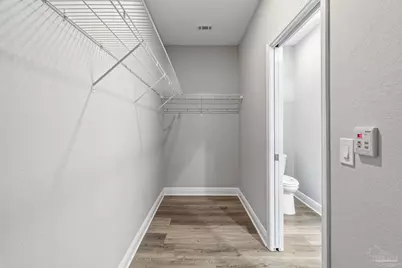 8425 Tippin Ave, Pensacola, FL 32504 - Photo 14