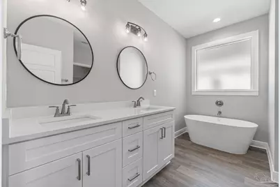 8425 Tippin Ave, Pensacola, FL 32504 - Photo 6