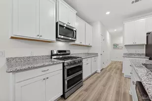 7264 Riverview St, Navarre, FL 32566 - Photo 8