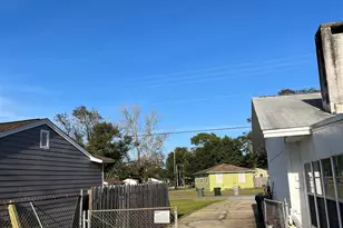 803 Rue Max St, Pensacola, FL 32507 - Photo 12