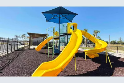 2383 Cliff Hollow Cir, Gulf Breeze, FL 32563 - Photo 30