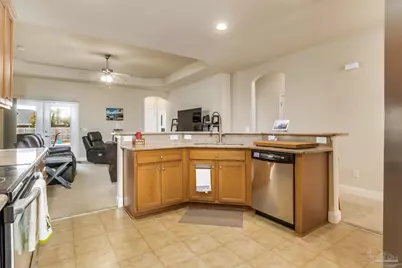 7457 Deck Ln, Pensacola, FL 32526 - Photo 10