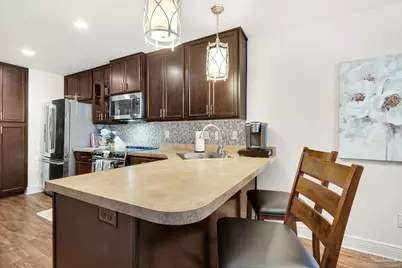 327 N Reus St, Pensacola, FL 32501 - Photo 12