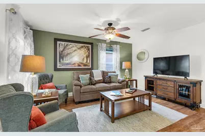 327 N Reus St, Pensacola, FL 32501 - Photo 6