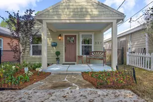 327 N Reus St, Pensacola, FL 32501 - Photo 2