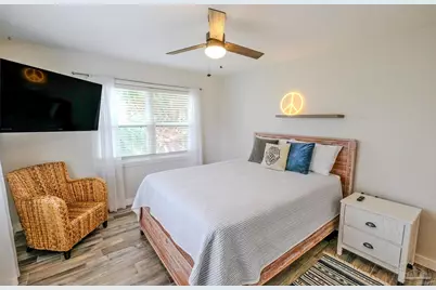 802 Largo Dr, Pensacola Beach, FL 32561 - Photo 30