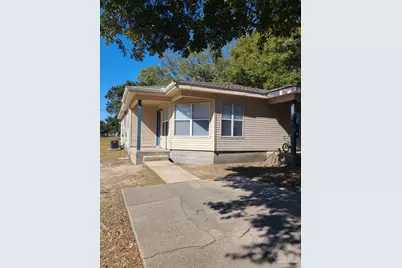 405 N F St #A, Pensacola, FL 32501 - Photo 1