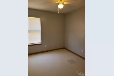 405 N F St #A, Pensacola, FL 32501 - Photo 8