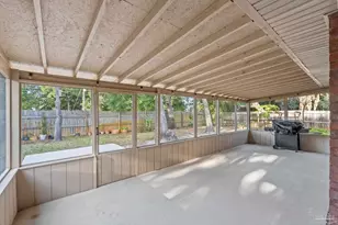 1963 Melissa Oaks Dr, Gulf Breeze, FL 32563 - Photo 32