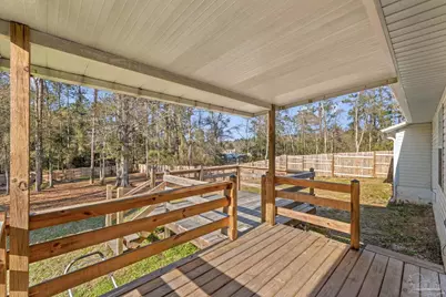 524 Greenberry Dr, Cantonment, FL 32533 - Photo 2