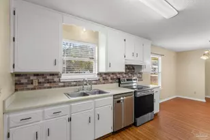 524 Greenberry Dr, Cantonment, FL 32533 - Photo 14