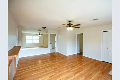 3570 Rothschild Dr, Pensacola, FL 32503 - Photo 8