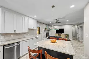 4975 Jack Cobb Ln, Pace, FL 32571 - Photo 14