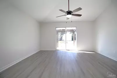 5865 Dandelion Ln, Pensacola, FL 32526 - Photo 10