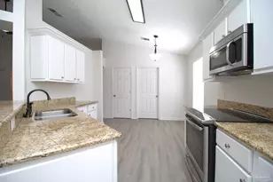 5865 Dandelion Ln, Pensacola, FL 32526 - Photo 8