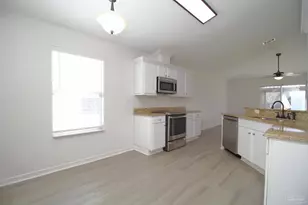 5865 Dandelion Ln, Pensacola, FL 32526 - Photo 6