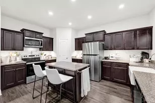 5073 Peach Dr, Pace, FL 32571 - Photo 4