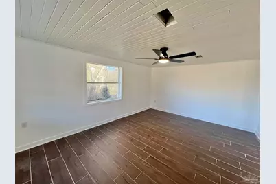 111 Swift St, Atmore, AL 36502 - Photo 8