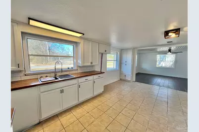 111 Swift St, Atmore, AL 36502 - Photo 2