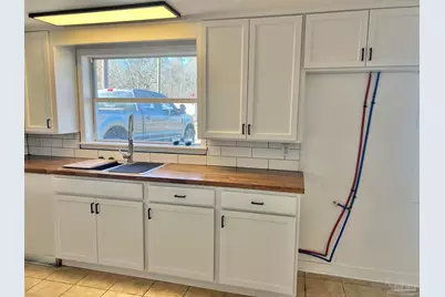 111 Swift St, Atmore, AL 36502 - Photo 4