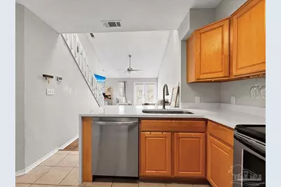 5001 Grande Dr #823, Pensacola, FL 32504 - Photo 8
