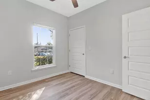 1105 W Gonzales St, Pensacola, FL 32501 - Photo 28