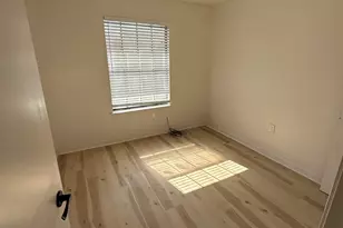 208 Elliott Dr, Mary Esther, FL 32569 - Photo 10