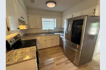208 Elliott Dr, Mary Esther, FL 32569 - Photo 4