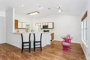 4028 Leesway Cir, Pensacola, FL 32504 - Photo 10