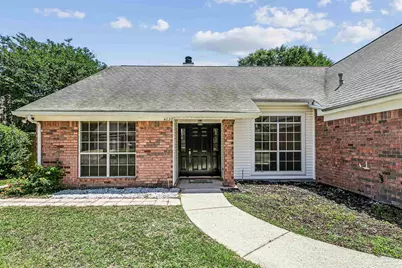 4028 Leesway Cir, Pensacola, FL 32504 - Photo 2