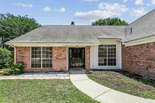 4028 Leesway Cir, Pensacola, FL 32504 - Photo 2