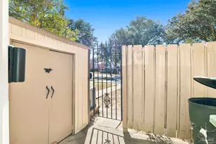 4730 Huron Dr, Pensacola, FL 32507 - Photo 20