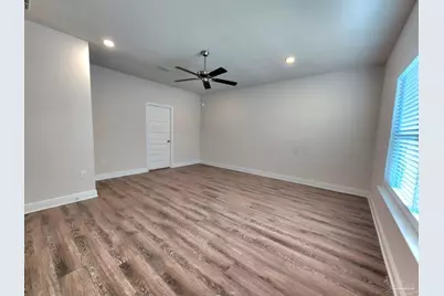 7890 Burnside Loop, Pensacola, FL 32526 - Photo 10