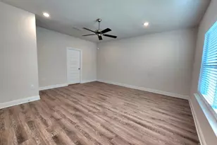 7890 Burnside Loop, Pensacola, FL 32526 - Photo 10