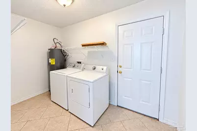 4252 Castille Ave, Milton, FL 32571 - Photo 10