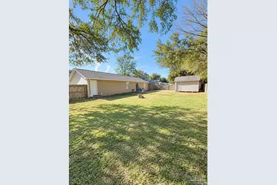 4252 Castille Ave, Milton, FL 32571 - Photo 14