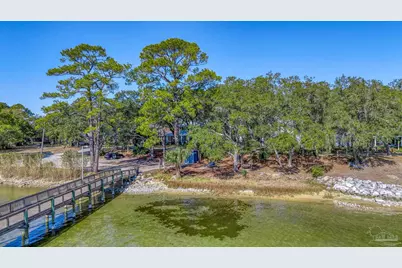 1157 N Bayshore Dr, Valparaiso, FL 32580 - Photo 66