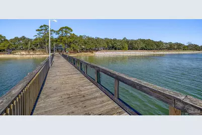 1157 N Bayshore Dr, Valparaiso, FL 32580 - Photo 58