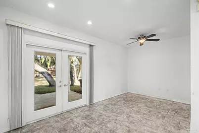 1157 N Bayshore Dr, Valparaiso, FL 32580 - Photo 18