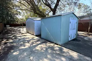 1010 Hawthorn Dr, Pensacola, FL 32507 - Photo 16