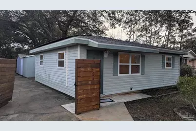 1010 Hawthorn Dr, Pensacola, FL 32507 - Photo 2
