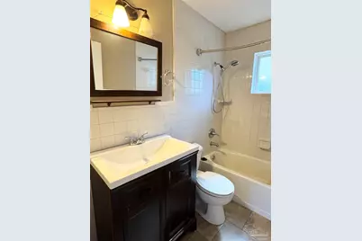 1010 Hawthorn Dr, Pensacola, FL 32507 - Photo 12