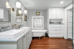 316 W Strong St, Pensacola, FL 32501 - Photo 6