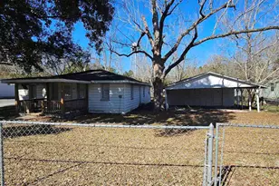 24 Williams Ditch Rd, Cantonment, FL 32533 - Photo 2